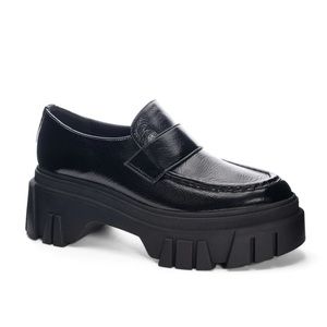 NWT Chinese Laundry Black Platform Loafer